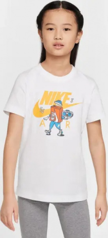 Футболка подростковая Nike SPORTSWEAR белая HM5661-100