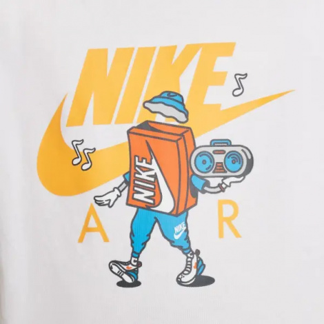Футболка подростковая Nike SPORTSWEAR белая HM5661-100