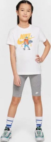 Футболка подростковая Nike SPORTSWEAR белая HM5661-100