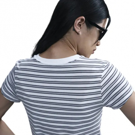 Футболка жіноча Nike SPORTSWEAR CHILL KNIT SLIM STRIPED біло-сіра HF9524-100