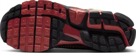 Кроссовки Nike ZOOM VOMERO 5 бежево-красно-черные HF1553-201