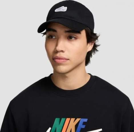 Кепка Nike CLUB AIR FORCE 1 черная FZ2121-010