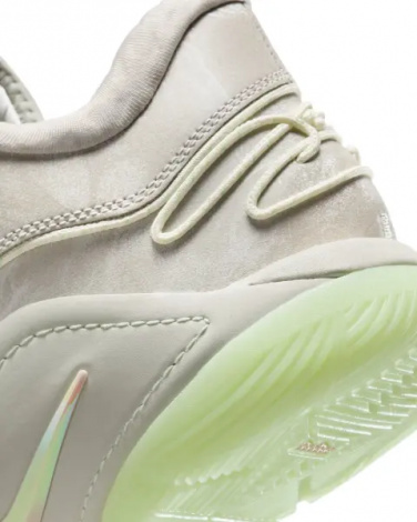 Кросівки баскетбольні Nike LEBRON XXII бежево-лаймові FZ1094-002
