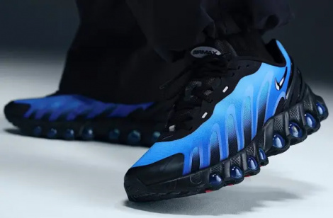 Кросівки Nike AIR MAX DN8 синьо-чорні FQ7860-001