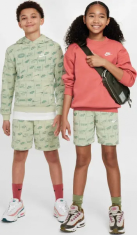 Шорти підліткові Nike SPORTSWEAR CLUB FRENCH TERRY світло-зелені FN8743-371