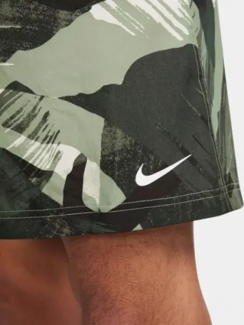 Шорти Nike FORM DRI-FIT 23CM UNLINED VERSATILE оливково-зелений камуфляж FN3046-386