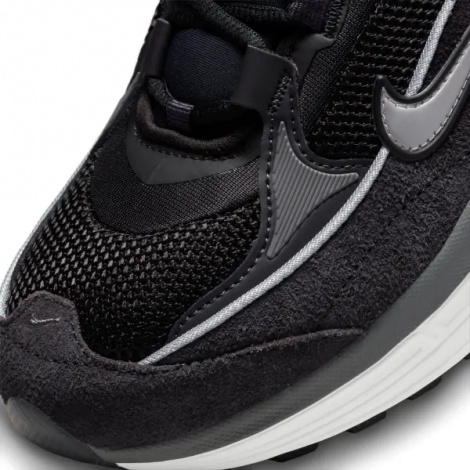Кросівки жіночі Nike AIR MAX BLISS чорно-срібні DZ6754-002