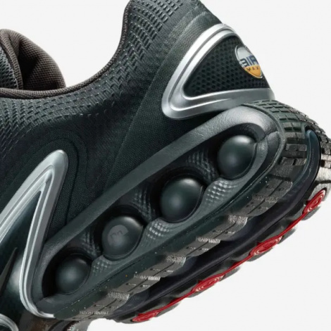 Кросівки Nike AIR MAX DN темно-сіро-срібні DV3337-202