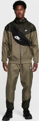 Ветровка Nike SPORTSWEAR WINDRUNNER HOODED JACKET оливковая DA0001-222