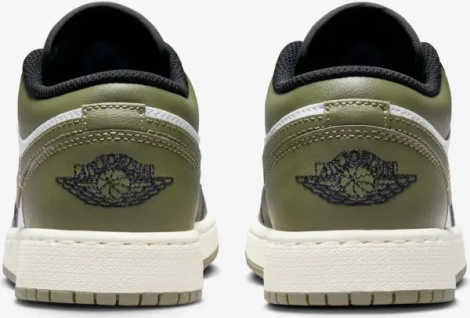 Кросівки підліткові Nike AIR JORDAN 1 LOW (GS) біло-чорно-оливкові 553560-092