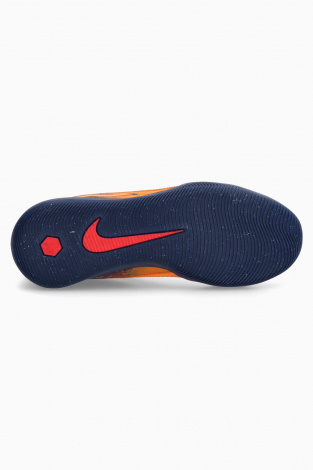 Футзалки Nike Phantom 6 Low Academy Erling Haaland IC Junior - апельсин