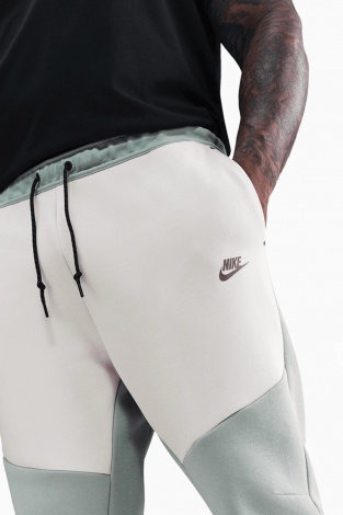 Штани Nike Sportswear Tech Fleece - Монетний двір