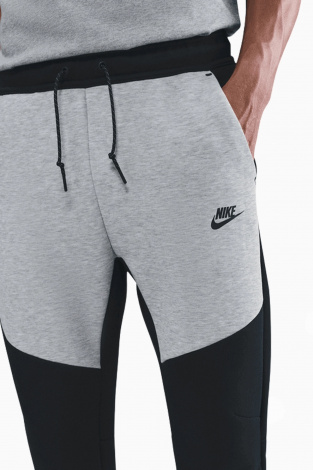 Штани Nike Sportswear Tech Fleece