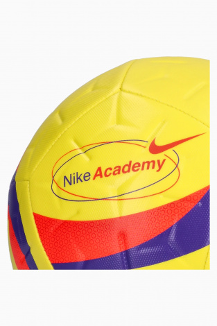 Футбольный мяч Nike Academy Team