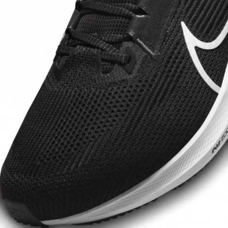 Кросівки бігові Nike AIR ZOOM PEGASUS 40 WIDE чорні DV7480-001