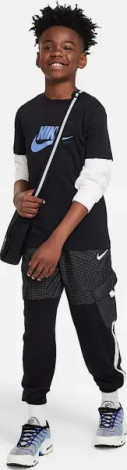 Футболка підліткова Nike STANDARD ISSUE чорна FN7713-010