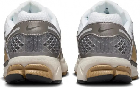 Кросівки Nike ZOOM VOMERO 5 біло-срібно-золоті FJ4151-006
