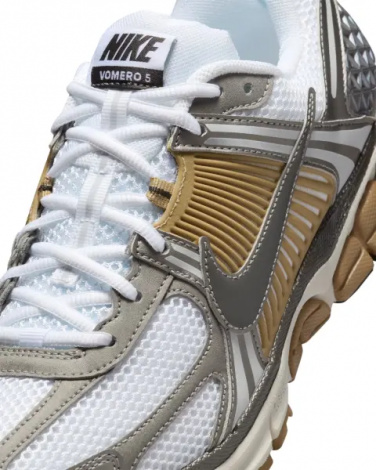 Кросівки Nike ZOOM VOMERO 5 біло-срібно-золоті FJ4151-006