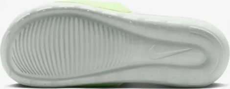 Шлепанцы женские Nike VICTORI ONE салатово-мятные CN9677-010