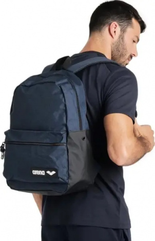 Рюкзак Arena TEAM BACKPACK 30L темно-синій 002481-710