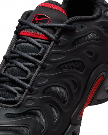 Кросівки Nike AIR MAX PLUS DRIFT чорно-червоні FD4290-013