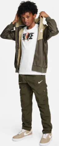Футболка підліткова Nike SPORTSWEAR TEE FOOTBALL BALL FA23 біла FD3971-100