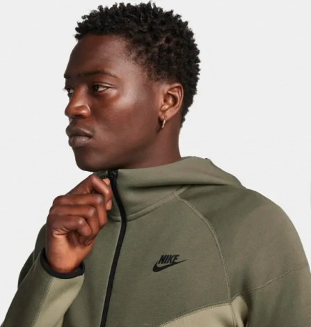 Спортивный костюм Nike SPORTSWEAR TECH FLEECE бежево-оливковый FB7921-276__FB8002-276