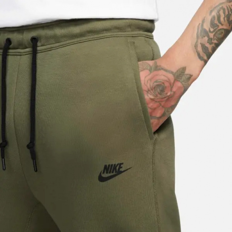 Спортивный костюм Nike SPORTSWEAR TECH FLEECE оливковый FB7921-222__FB8002-222