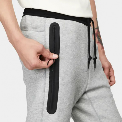 Спортивный костюм Nike SPORTSWEAR TECH FLEECE серо-черный FB7921-064__FB8002-064