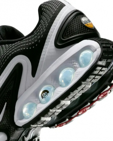 Кроссовки Nike AIR MAX DN черно-белые DV3337-003