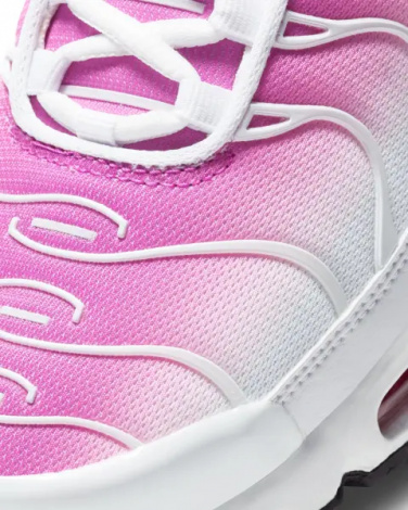 Кросівки жіночі Nike AIR MAX PLUS біло-рожеві CZ7931-100