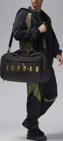 Сумка спортивна Nike JORDAN VELOCITY DUFFLE BAG (46L) чорно-золота SM0920-K5X