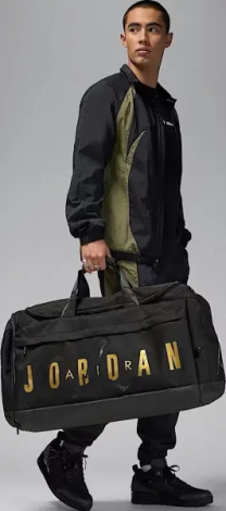 Сумка спортивна Nike JORDAN VELOCITY DUFFLE BAG (81L) чорно-золота LM0920-K5X