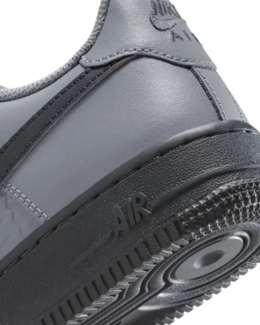 Кросівки підліткові Nike AIR FORCE 1 (GS) сіро-чорні IH4475-025