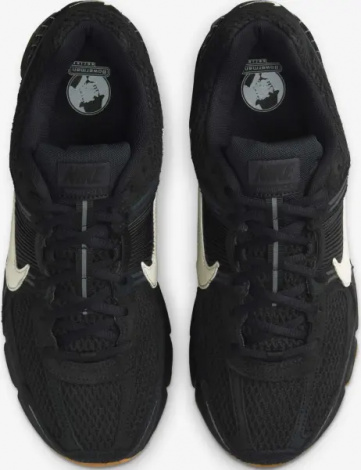 Кросівки Nike ZOOM VOMERO 5 чорні IB4005-010