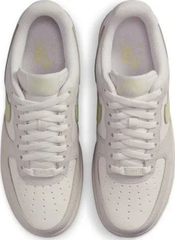 Кросівки жіночі Nike AIR FORCE 1 '07 кремово-лаймові IB3881-001