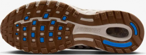Кроссовки Nike AIR PEGASUS 2005 SE бежево-коричнево-голубые IB2983-100