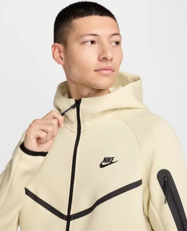 Толстовка Nike TECH FULL-ZIP WINDRUNNER HOODIE бежева HV0949-234
