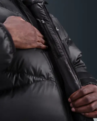 Куртка Nike WINDRUNNER STATEMENT DOWN JACKET чорна HQ7790-011