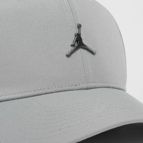 Кепка Nike JORDAN RISE STRUCTURED METAL JUMPMAN сіра HM5750-077