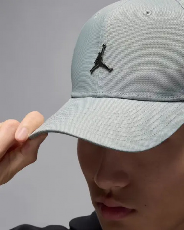 Кепка Nike JORDAN RISE STRUCTURED METAL JUMPMAN сіра HM5750-077