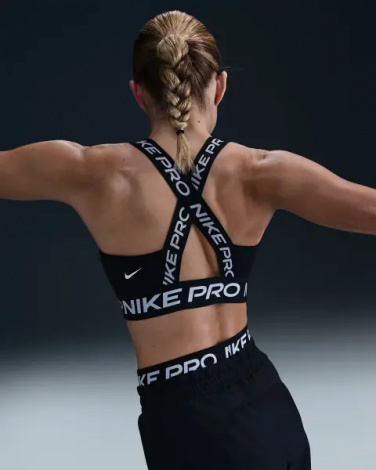 Топ женский Nike PRO LIGHT-SUPPORT NON-PADDED SPORTS BRA черный HF5372-010