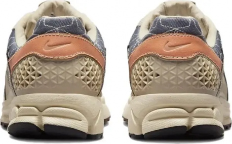 Кросівки Nike ZOOM VOMERO 5 світло-коричнево-помаранчево-сірі FZ5051-121