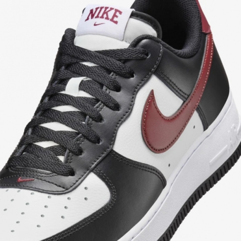 Кросівки Nike AIR FORCE 1 07 чорно-біло-червоні FZ4615-001