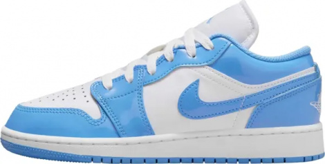 Кросівки підліткові Nike AIR JORDAN 1 LOW SE (GS) блакитно-білі FZ3929-114