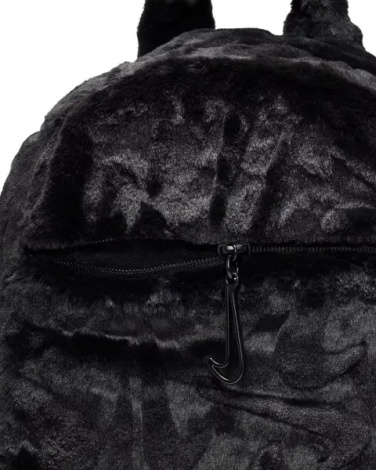 Рюкзак женский Nike SPORTSWEAR FUTURA FUR черный FZ1328-010