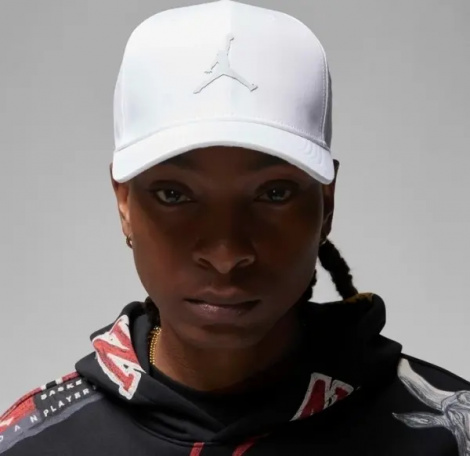 Кепка Nike JORDAN RISE GOLF CAP белая FV5295-100