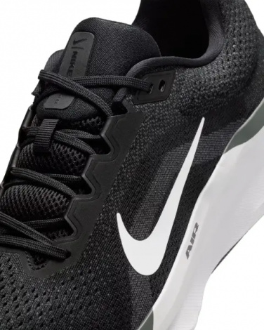 Кроссовки беговые Nike AIR WINFLO 11 черно-белые FJ9509-001