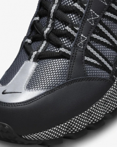 Кросівки для трейлраннінгу Nike AIR HUMARA QS чорно-срібні FJ7098-002