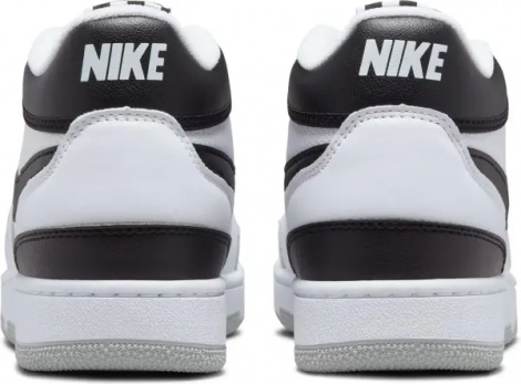 Кроссовки Nike ATTACK QS SP бело-черные FB8938-101